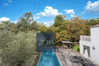  Villa � vendre 9 pi�ces 285 m�