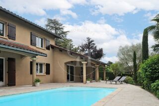  Maison à vendre 6 pièces 161 m²
