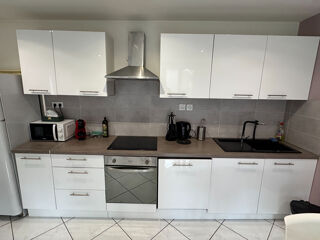  Appartement à louer 2 pièces 42 m²