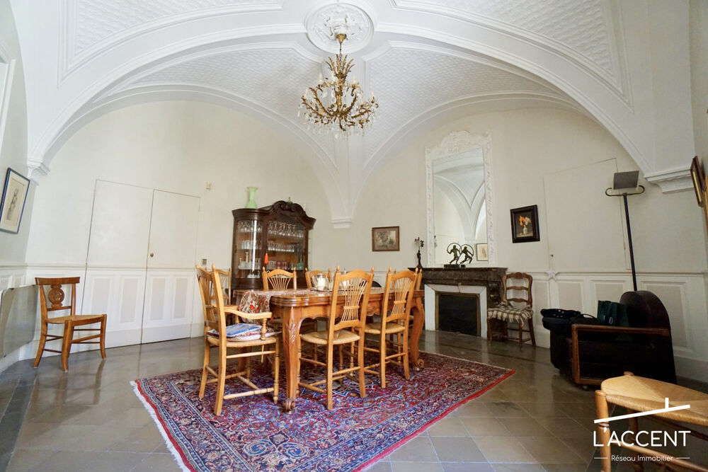 � vendre  Maison Saint-Gilles (30800)