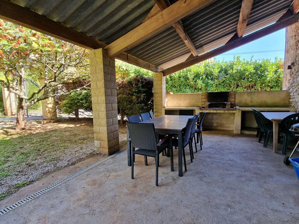 Vente Maison Mas en pierres avec piscine sur 2500 m² de terrain Bessèges