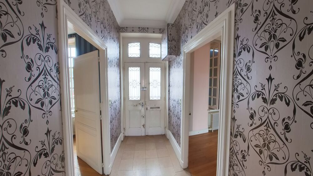 Vente Maison COMMENTRY CENTRE - MAISON DE MAÎTRE 180 m² - 6 PIÈCES - 5 CHAMBR Commentry