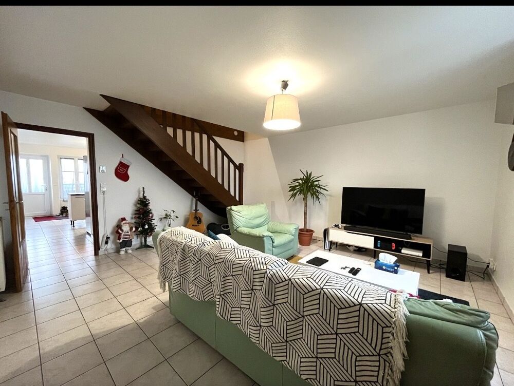 Location Maison Appartement T4 avec terrasse, parking et cave - Abbans-Dessus Abbans-dessus