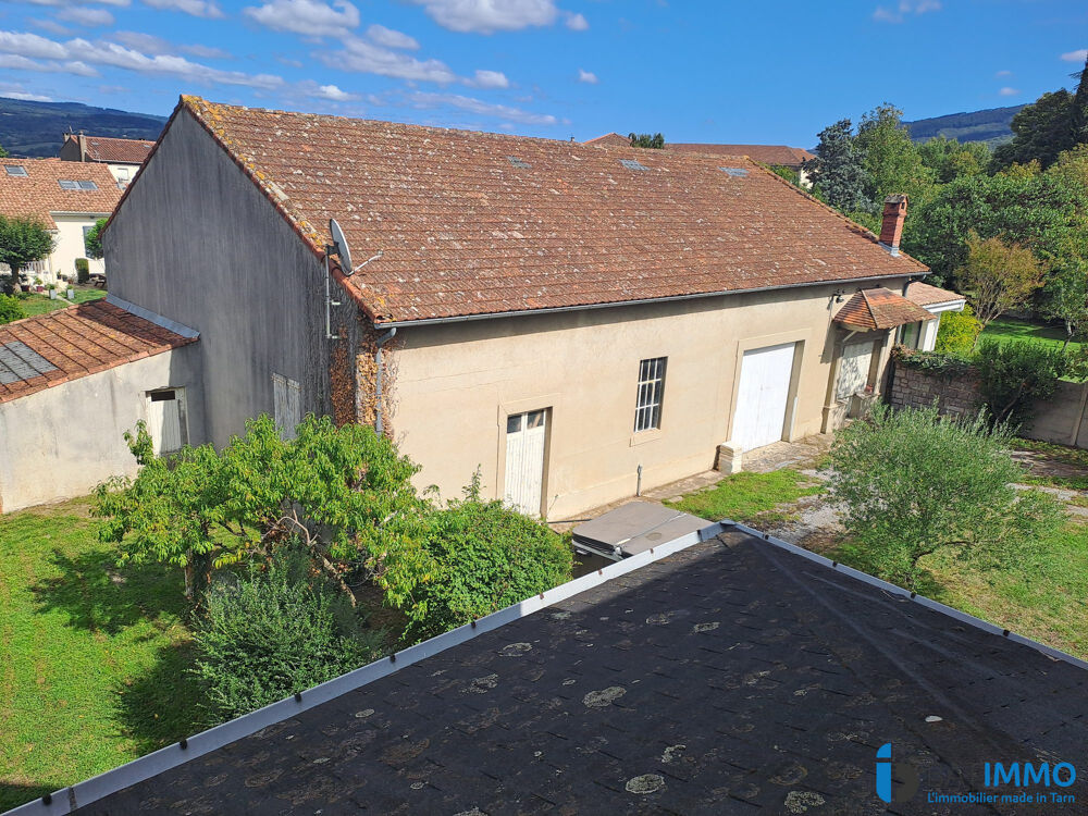 Maison bourgeoise avec grand hangar annexe