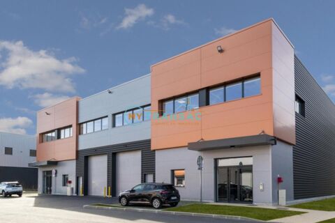   Romainville A louer 1 084m² et 850m² de locaux d'activités 