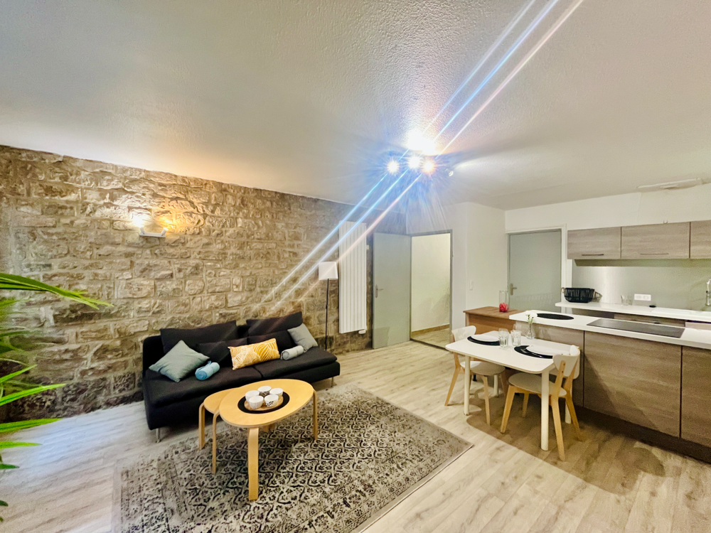 ???? Charmant appartement au c?ur de Besançon - Calme absolu & emplacement idéal !