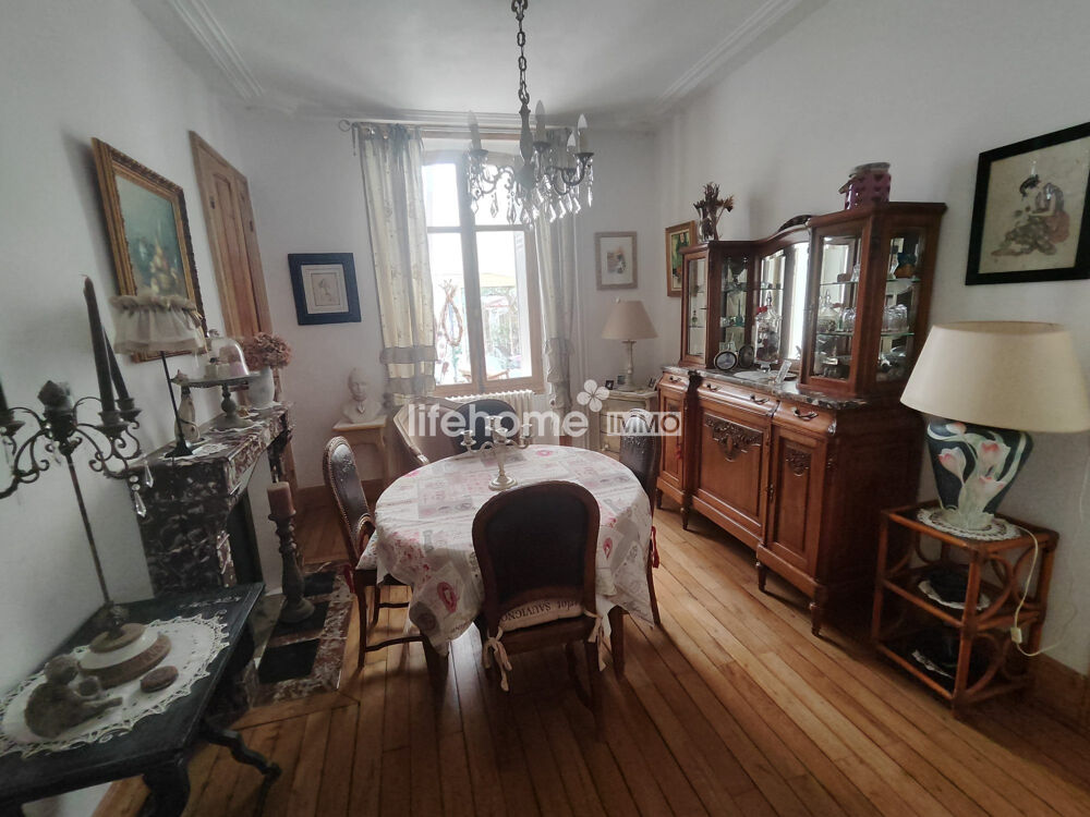Maison berrichonne avec studio indépendant  161 m²