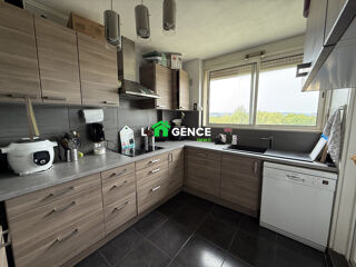  Appartement � vendre 4 pi�ces 74 m�