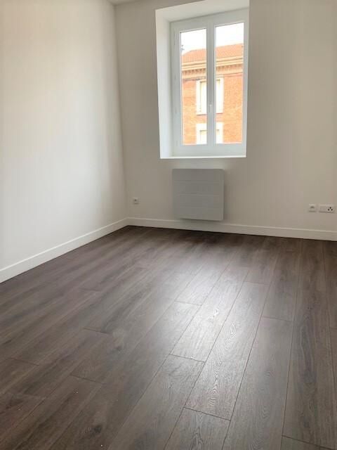  Appartement � louer 4 pi�ces 77 m�