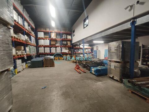 ENTREP&Ocirc;T IND&Eacute;PENDANT de 570m&sup2; &Agrave; VENDRE - SAVIGNY-LE-TEMPLE 1150000 77176 Savigny-le-temple