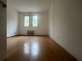  Appartement à louer 3 pièces 62 m²