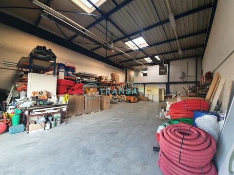 A LOUER - My Transacvous propose un Local d'activité de 391m² avec bureaux d'accompagnement 2 77500 Chelles