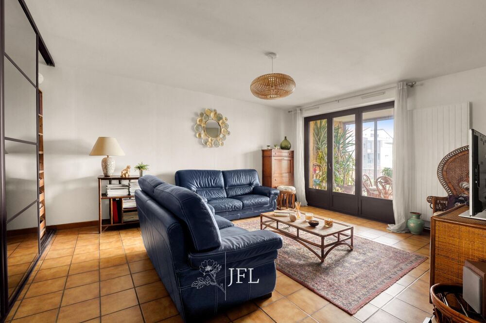 Vente Appartement Toulouse Roseraie : T4 traversant rénové de 87 m² avec parking et cellier Toulouse