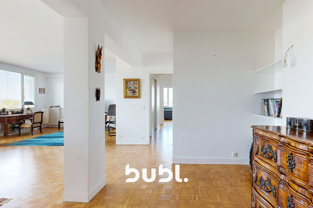 Vente Appartement Appart. familial 132 m2 Volumes, luminosité et fort potent Rueil-malmaison