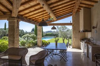  Maison � vendre 9 pi�ces 240 m�