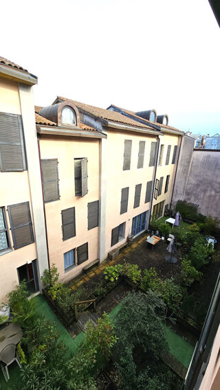  Appartement à louer 1 pièce 33 m²