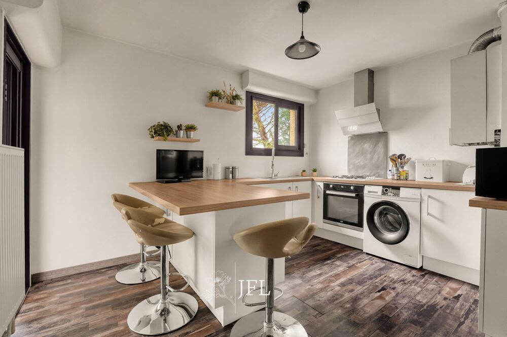 Vente Appartement Toulouse Roseraie : T4 traversant rénové de 87 m² avec parking et cellier Toulouse