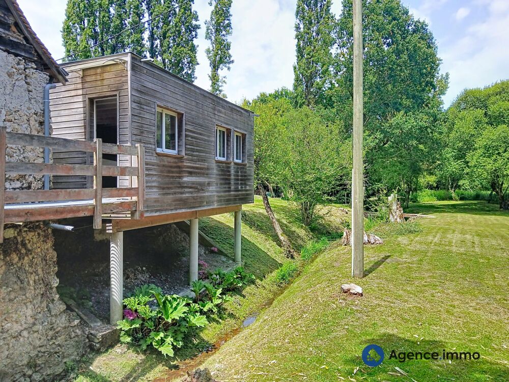 Vente Maison Moulin de 122 m² et 3 Gîtes à vendre sur un terrain de 31 438 m² Savigné-sous-le-lude