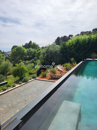  Villa � vendre 5 pi�ces 234 m�