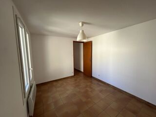  Appartement à louer 2 pièces 35 m²