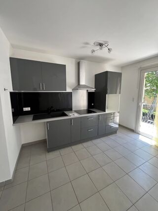  Maison à louer 4 pièces 102 m²