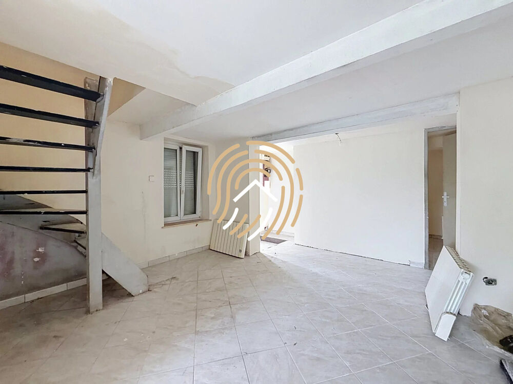 Vente Maison Maison à rénover avec jardin et garage ! Raimbeaucourt