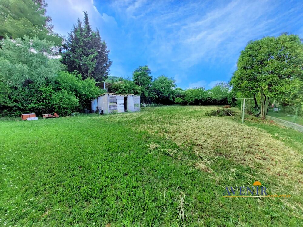 Vente Terrain TERRAIN PLAT 700m2 LIBRE CONSTRUCTEUR Saint-savournin