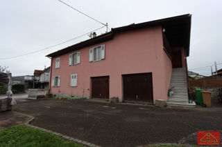  Immeuble � vendre 210 m�