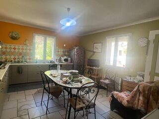  Maison � vendre 9 pi�ces 221 m�