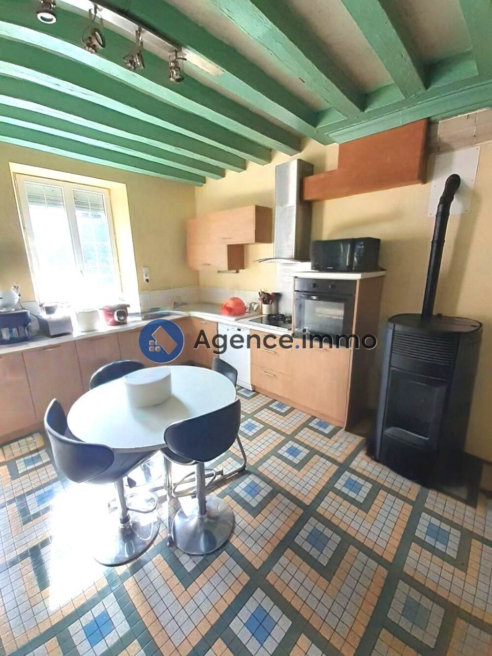Vente Maison fermette de 3 chambres + bureau à la campagne Saint-ouen-en-belin