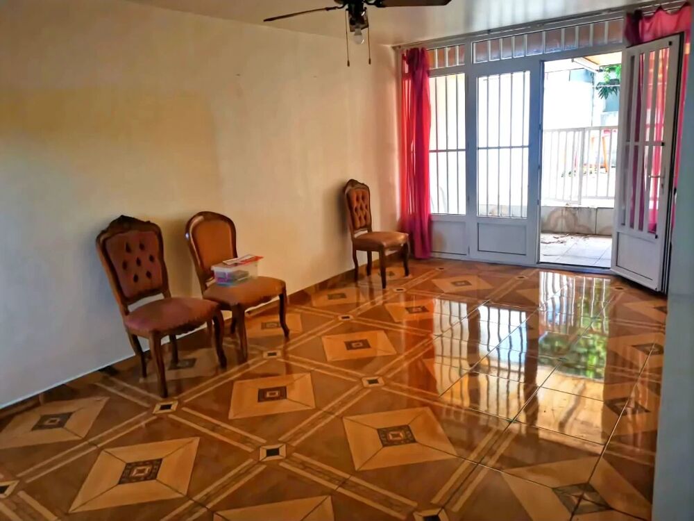 Maison 6 pièces 137 m² · à Saint-Louis · 137 m² · 240 000 €
