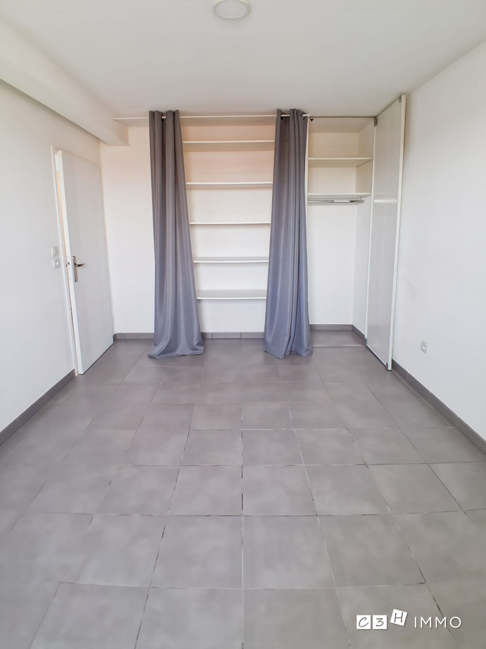 Vente Appartement Appartement à vendre Villeneuve-Tolosane Villeneuve-tolosane