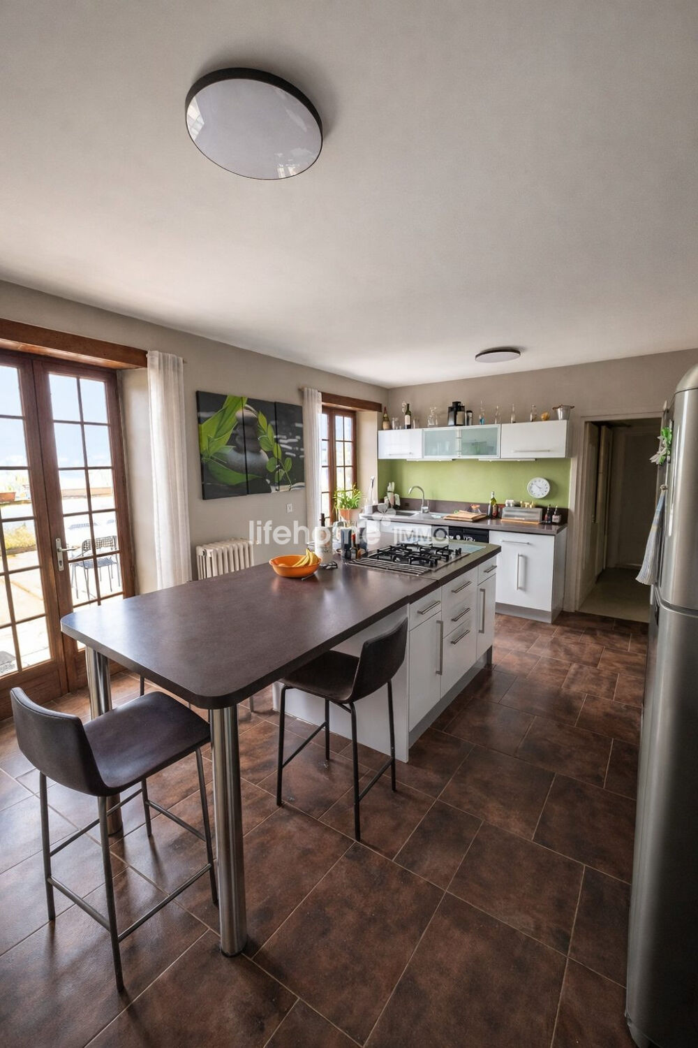 Vente Maison Maison de caractère + local commercial + annexes – Bien rare Balan