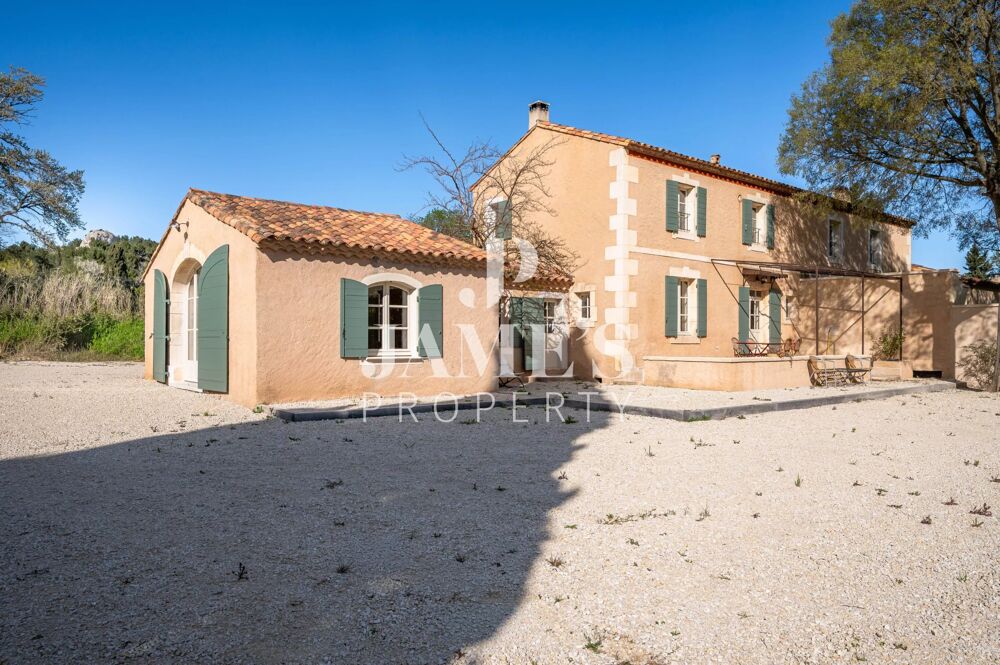 à vendre  Maison Maussane-les-Alpilles (13520)