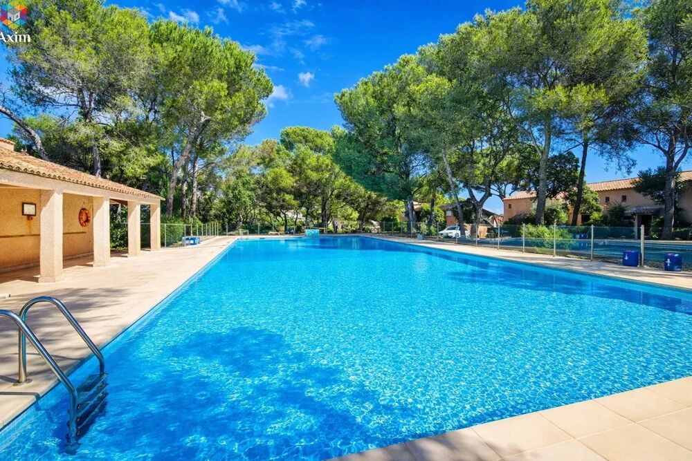 Vente Maison Bastidon rénové avec vue mer et jardin, au c?ur d'une résidence Saint-raphaël