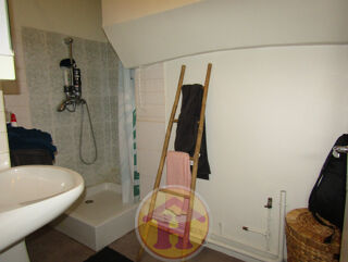  Immeuble � vendre 129 m�