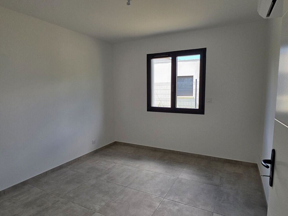 Vente Maison RUOMS ? Villa neuve de plain-pied, toit plat Ruoms