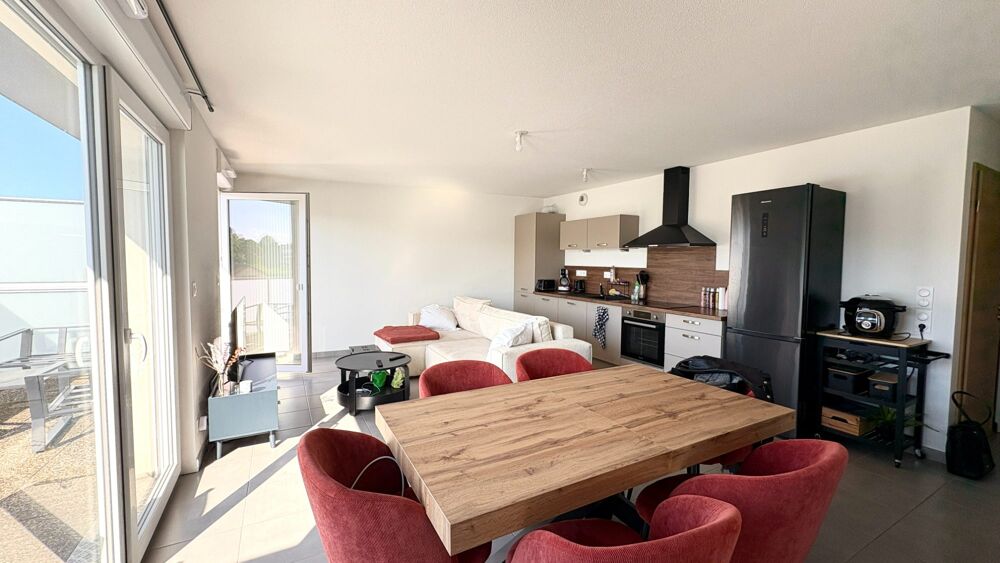 Location Appartement Appartement T3 avec grande terrasse, garage et parking - Besançon Besançon