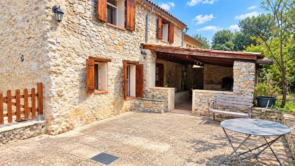 Location Maison Logement T3 au sein d'une propriété en campagne Meyreuil