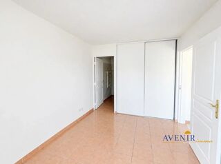 Location Appartement T2 RÉNOVÉ AVEC TERRASSE - MARSEILLE 12? Marseille 12