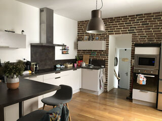  Appartement à louer 3 pièces 65 m²