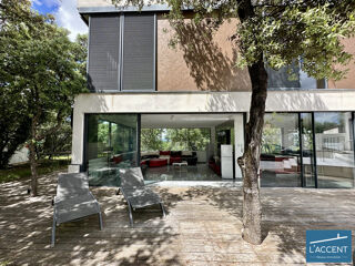  Villa à vendre 5 pièces 240 m²