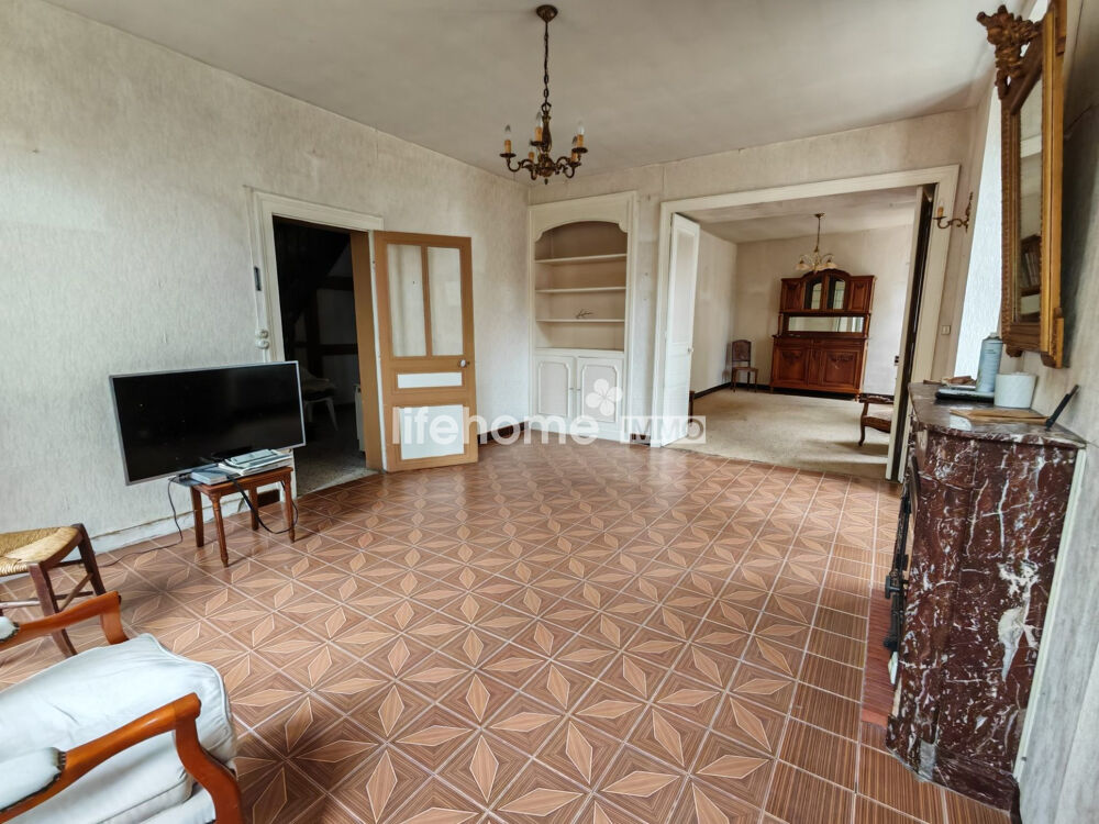 Grande maison de ville à rénover
