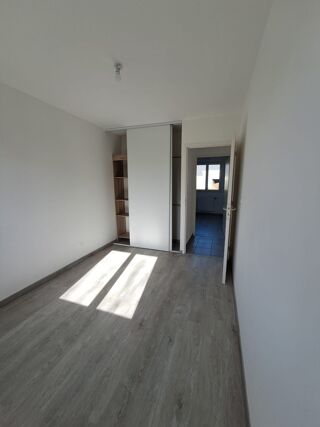  Maison à louer 4 pièces 84 m²