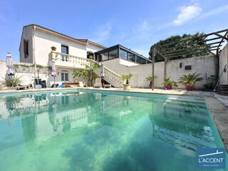  Maison  vendre 7 pices 370 m