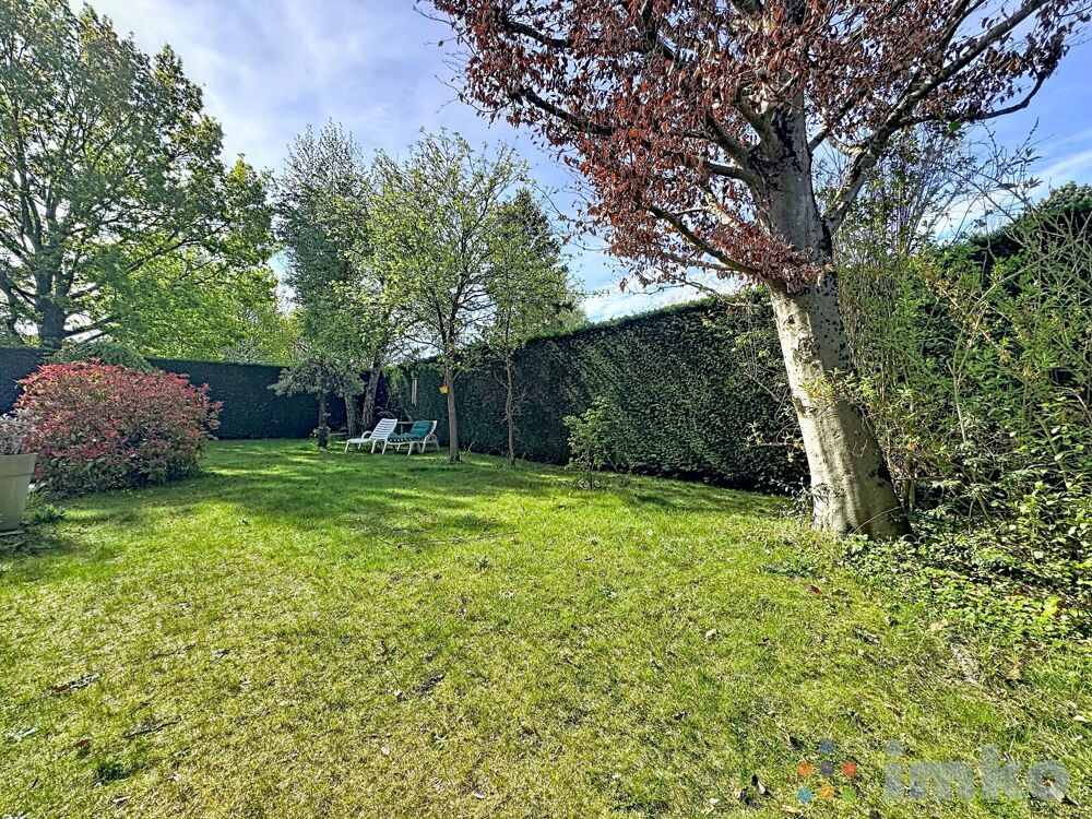 Maison individuelle 6 chambres, jardin arboré, double garage et