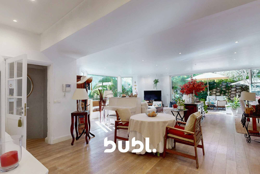 Vente Appartement Duplex avec extérieur 160 M2 - Comme une maison Suresnes