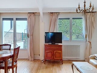 Vente Maison Maison familiale avec jardin au c?ur du village de Buzenval Rueil-malmaison