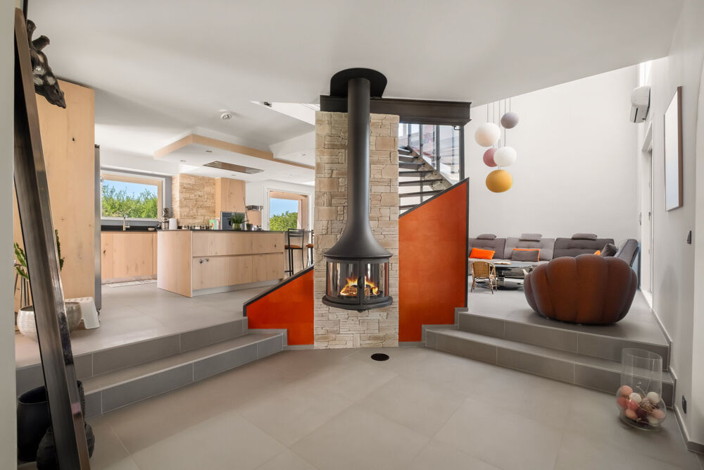 Maison rénovée avec goût sur belle parcelle