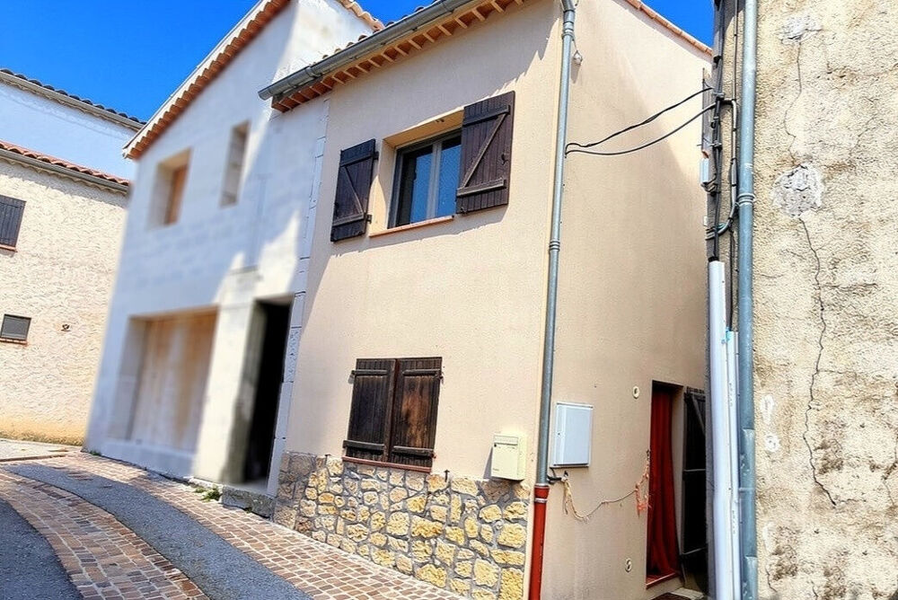 Maison de village récente